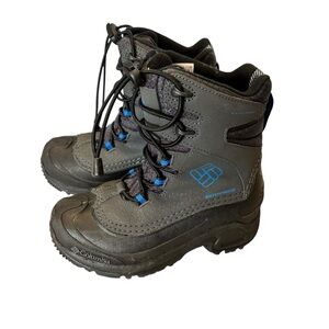 Youth Kids Size 1Y Columbia Boys Girls Snow Boots Waterproof Winter Outdoors